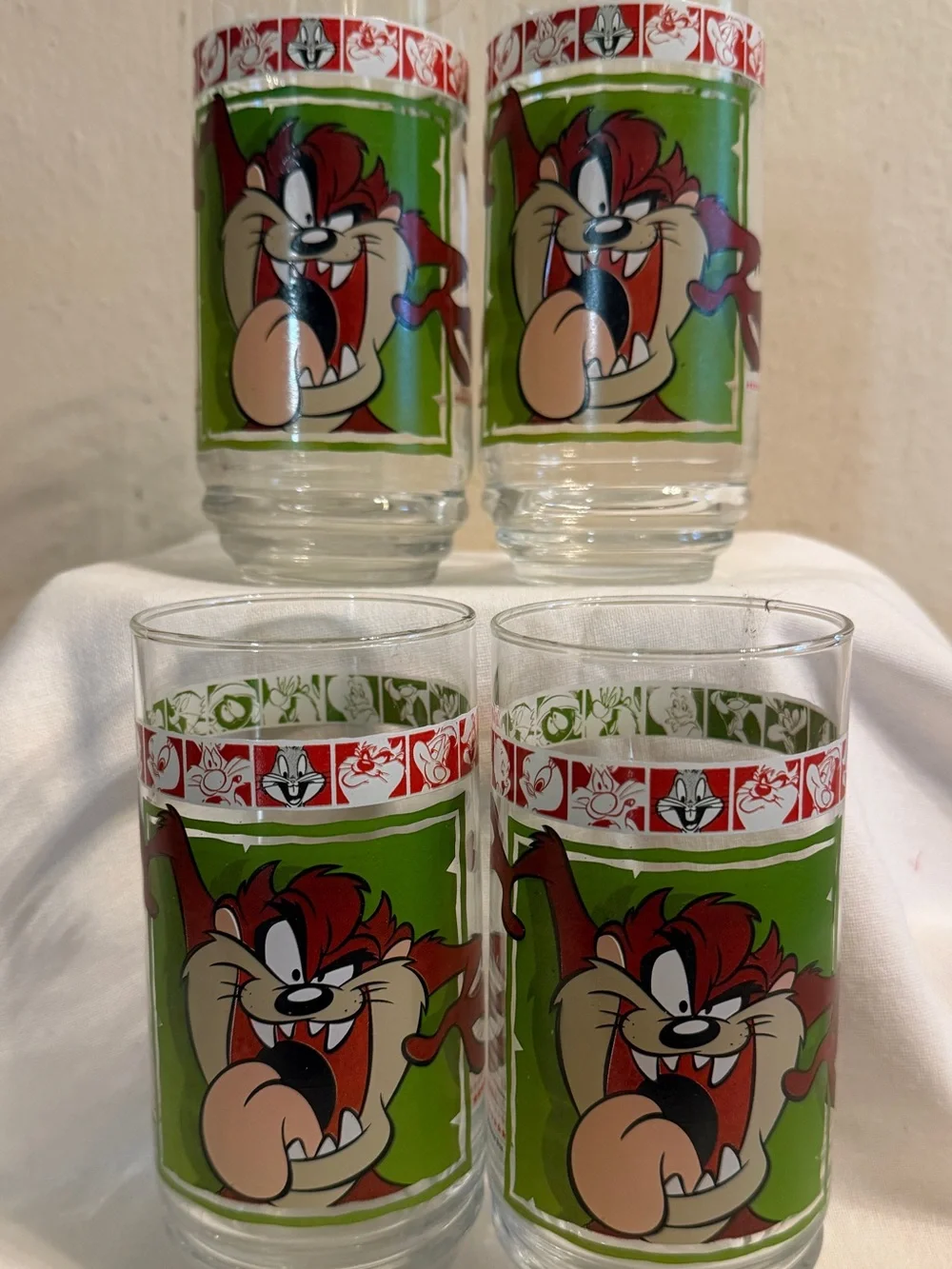 1999 Warner Bros. Taz Cartoon Drinking Glasses
